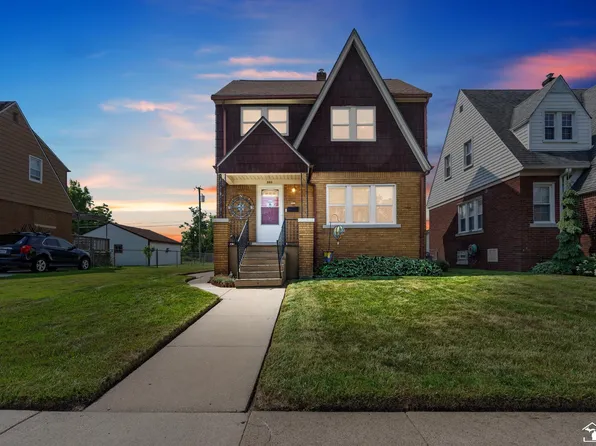 855 Superior Blvd, Wyandotte, MI 48192