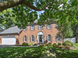 2 Tall Oaks Ct, Bolingbrook, IL 60440