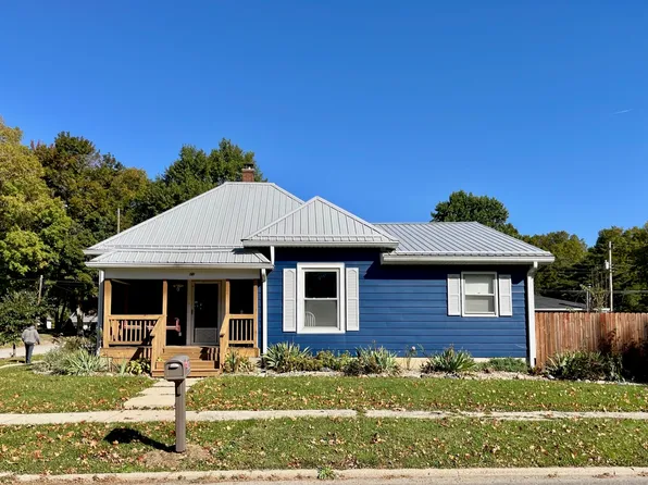 301 E Main St, Hillsboro, IN 47949