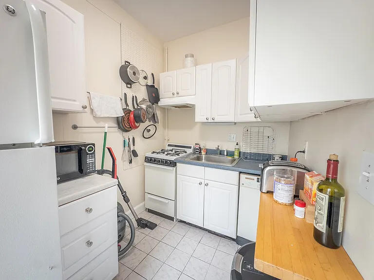 11 Wendell St — Photo 20