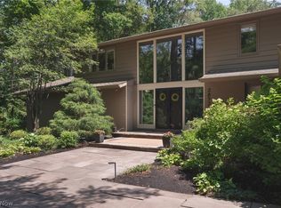 28726 Gates Mills Blvd, Pepper Pike, OH 44124