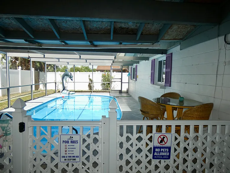 Robstown Dr — Photo 17