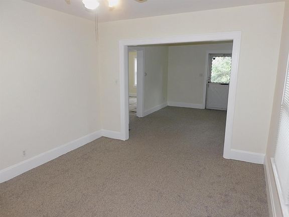 3rd image of 2820 Sterrett Ave
