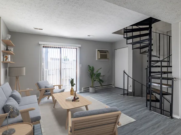 Dakota Ridge Apartments