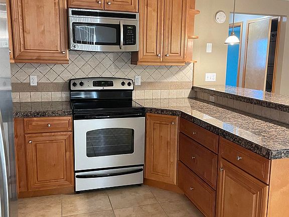 4th image of 526 S 40th Ave APT A203