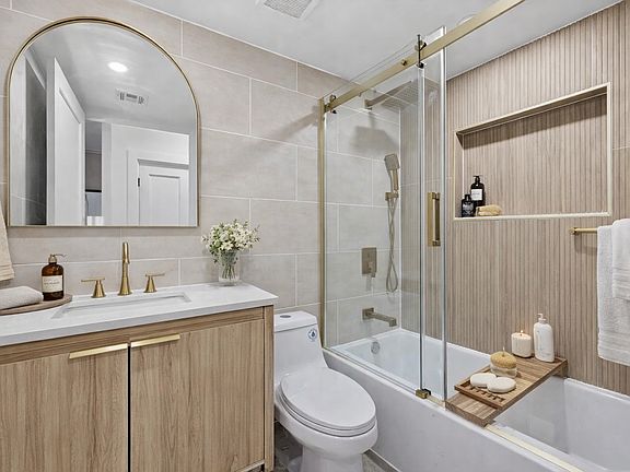 5th image of 631 Saint Marks Ave #1A