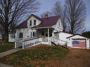 W19106 2nd St, Aniwa, WI 54408
