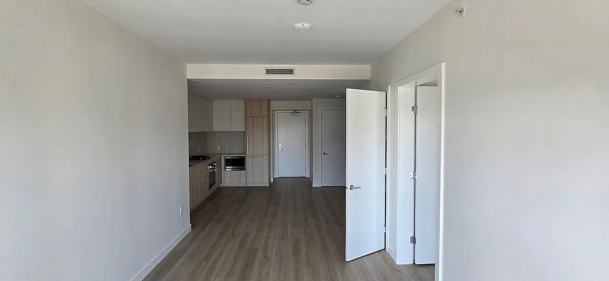 Building Photo - 6087 Wilson Ave #3105