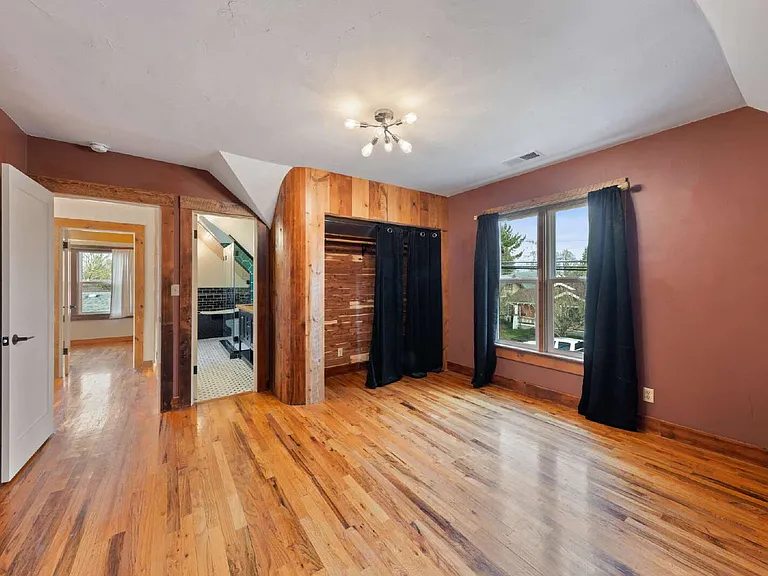 315 SE Davis St — Photo 19