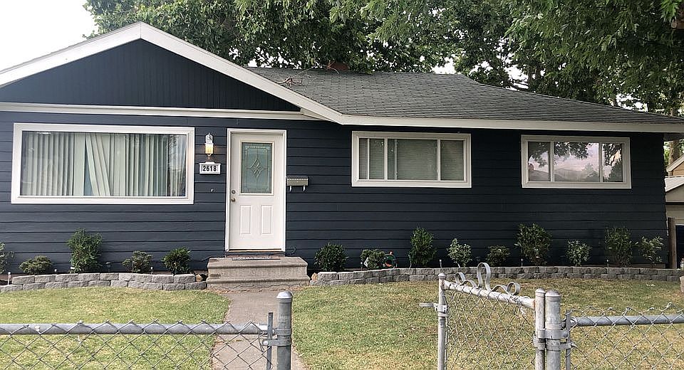 1st image of 2618 W 6th Ave