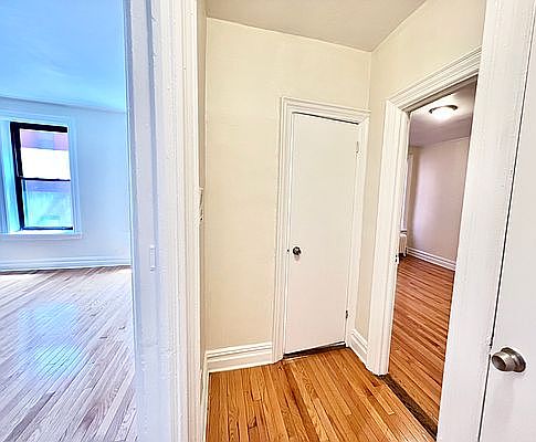 4th image of 3725 81st St APT 4H
