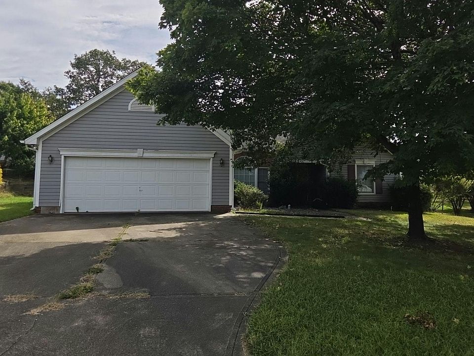 1st image of 2822 Henslowe Ln