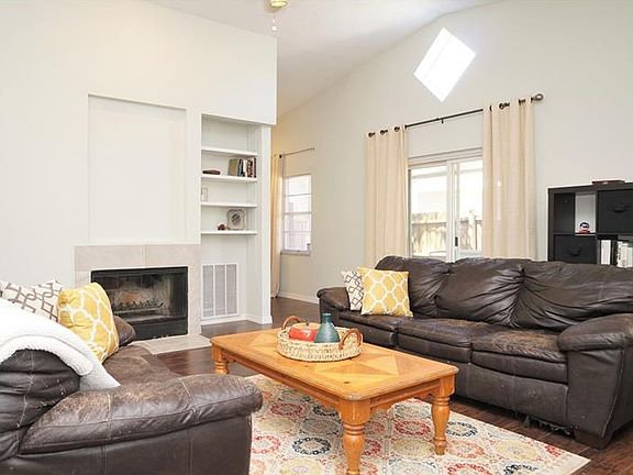 2nd image of 4606 S Country Hills Ct