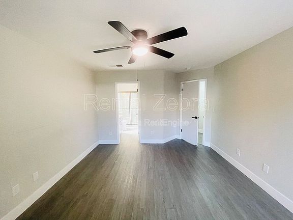 4th image of 423 El Portal Ct