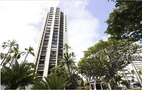 1 bed, 570 sqft, $2,900 — Photo 2