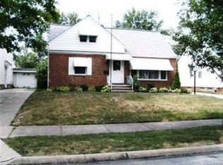 3843 Salisbury Rd, South Euclid, OH 44121