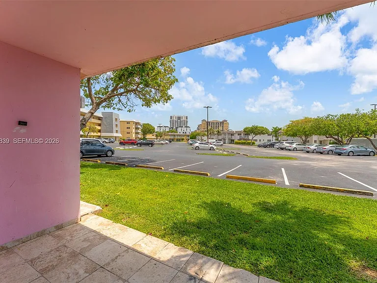7560 SW 82nd St #G112 — Photo 18