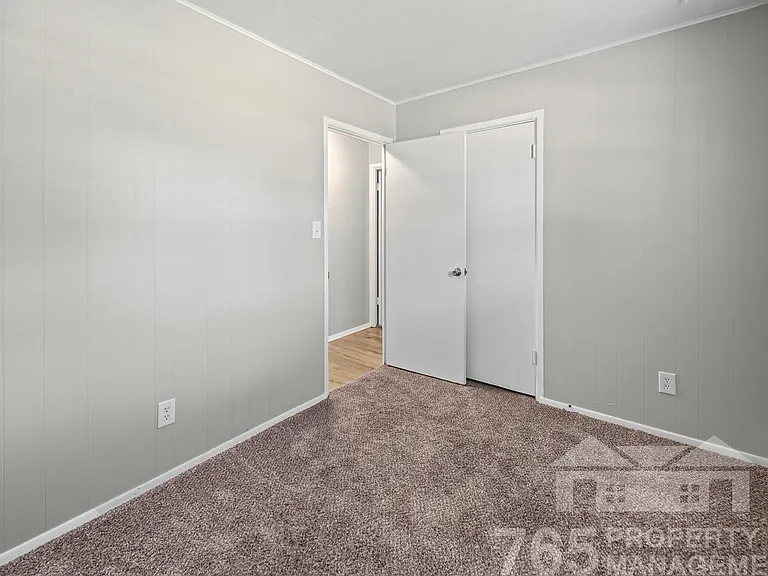5201 Mohawk Dr — Photo 11