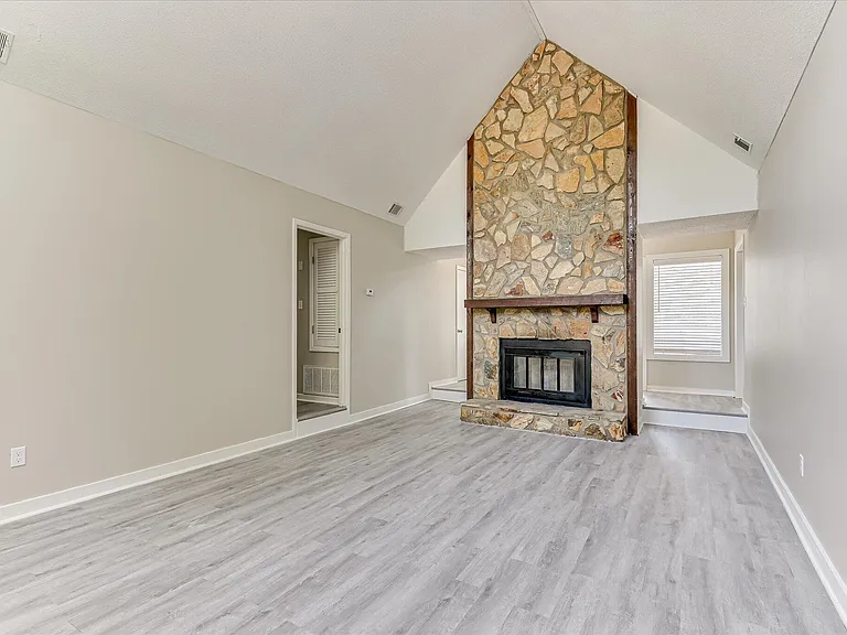 3006 Angela St #A — Photo 10
