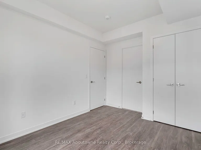 2 Steckley House Ln #Townhouse 923 — Photo 18