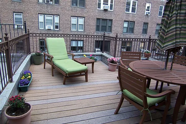 Rented by Susan Finkel, LREB | media 52
