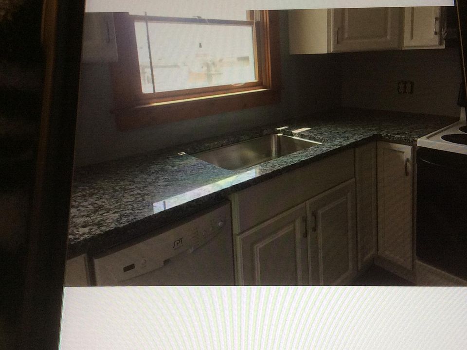 2nd image of 2418-2422 S 3rd St