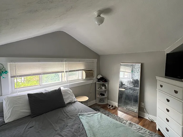 340 E Troy St #2 — Photo 11