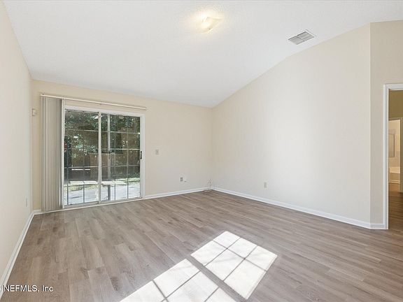 5th image of 9302 CUMBERLAND STATION Drive