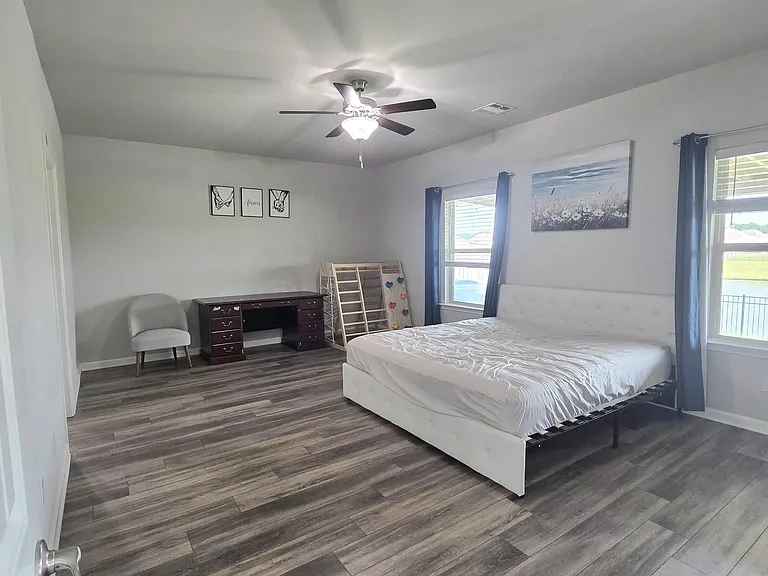 13931 Malbec Ave — Photo 21