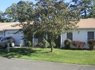 21 Nicole Ct, Lakewood, NJ 08701
