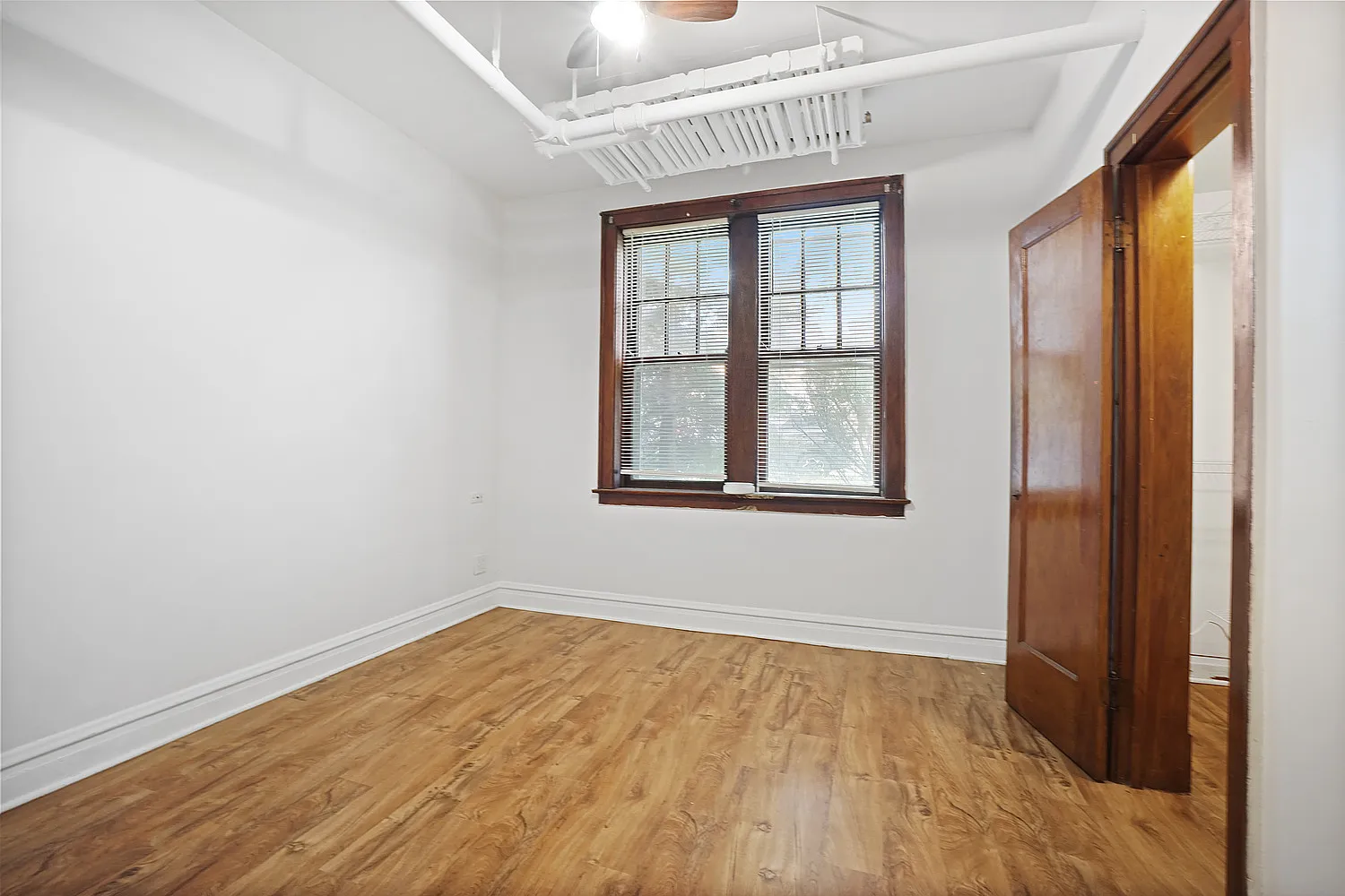 2 bed, $1,550 — Photo 4