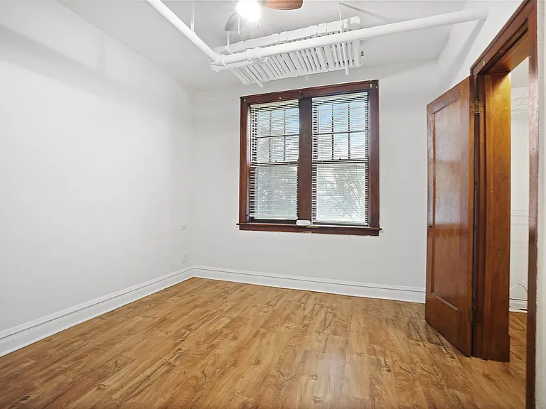1301 Maple Ave #1 — Photo 4