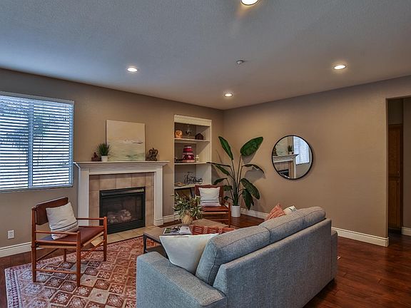 4th image of 1749 Lee Dr