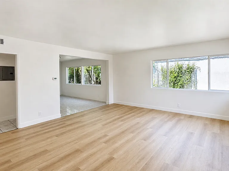 716 Glenway Dr #1 — Photo 12