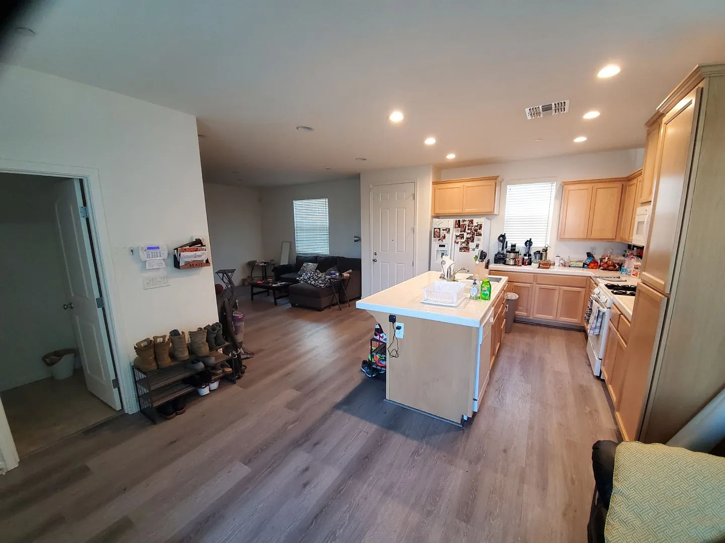 7819 Zaragoza Walk - Room 2 — Photo 3