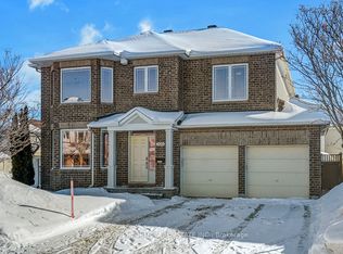 326 Dawnlight St, Ottawa, ON K4A 5G4