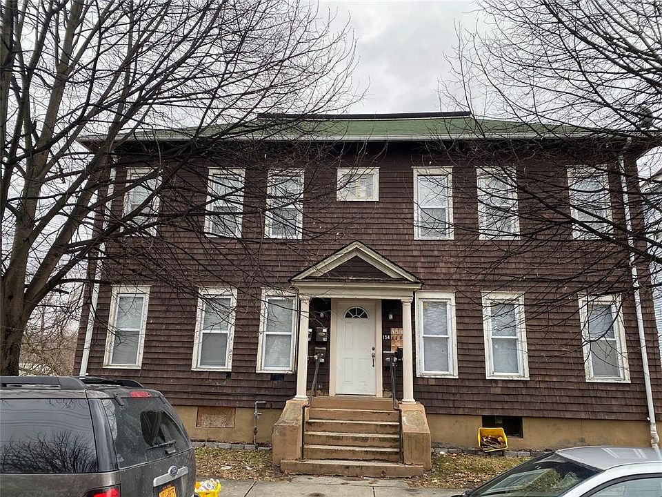 1st image of 154 Oak St