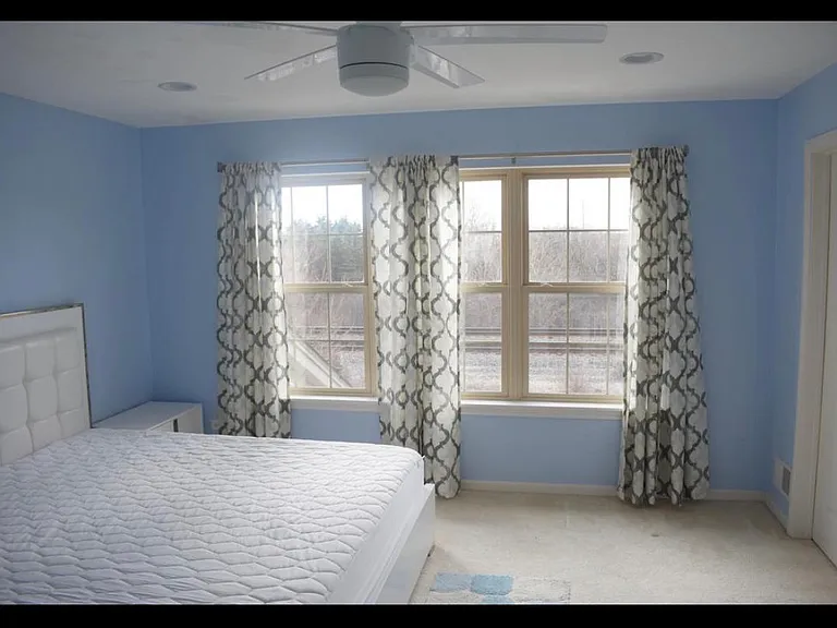 2545 Waterbury Ln — Photo 7