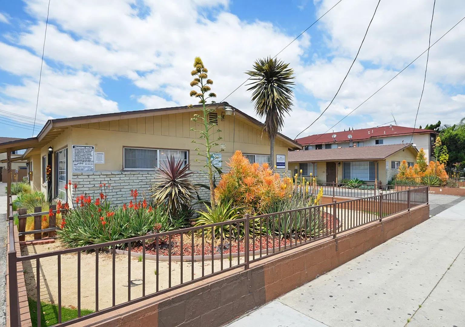 Eucalyptus Townhomes — Photo 1