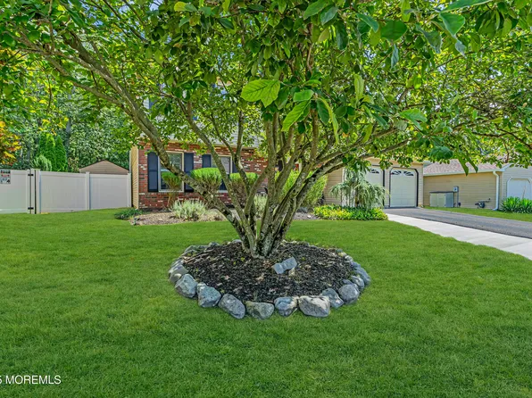 19 Timberline Drive, Howell, NJ 07731