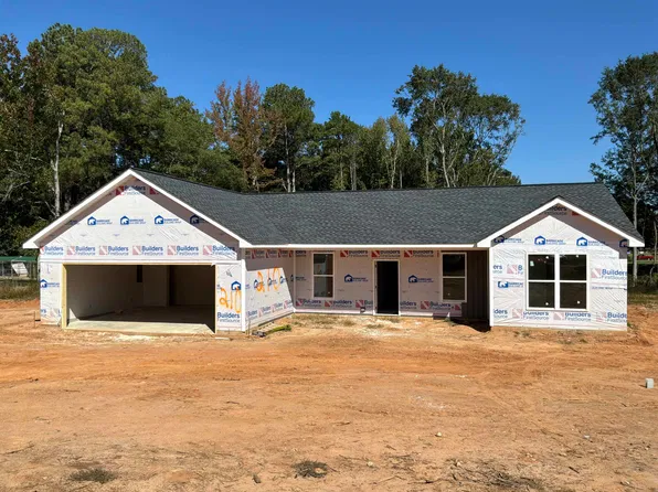 210 Cedar Ln, Pacolet, SC 29372
