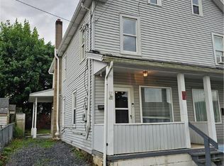 321 Center Aly, Lehighton, PA 18235