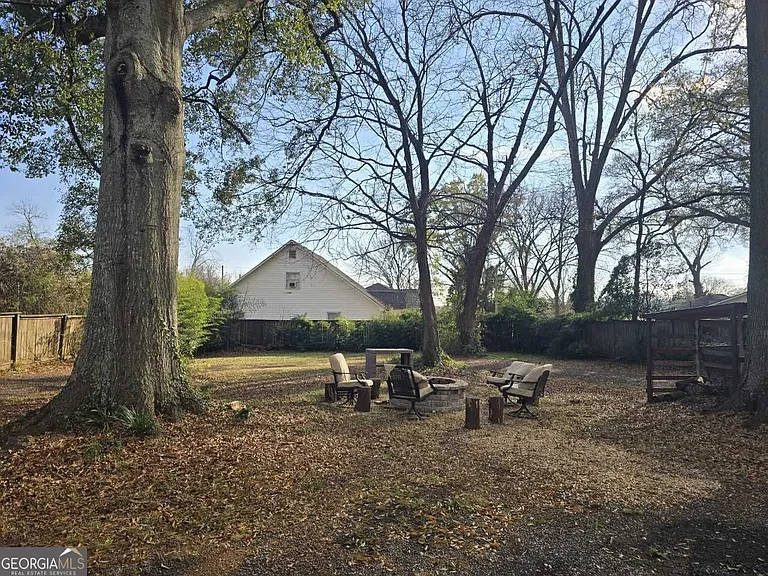 402 Meriwether St — Photo 35