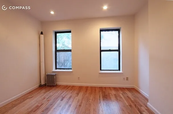 Rented by Compass | media 19