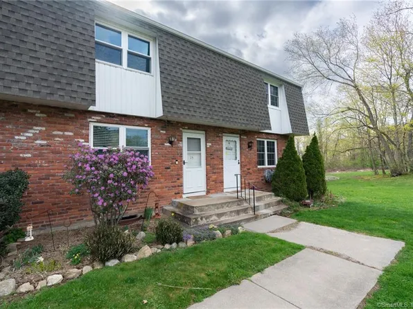 80 Wellswood Road #15, Hebron, CT 06231