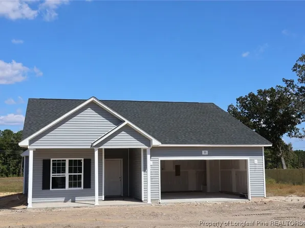 75 Coastal Ln, Parkton, NC 28371