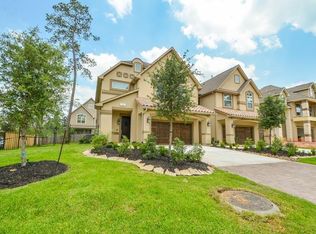 24 Silver Rock Dr, Tomball, TX 77375