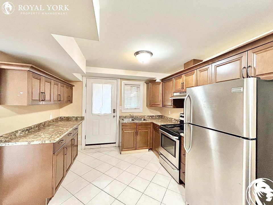1st image of 1961 Northway Ave #2
