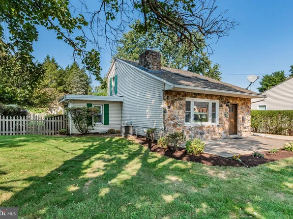 459 B St, Carlisle, PA 17013