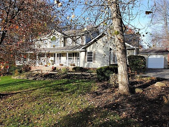 2nd image of 18858 White Oak Dr